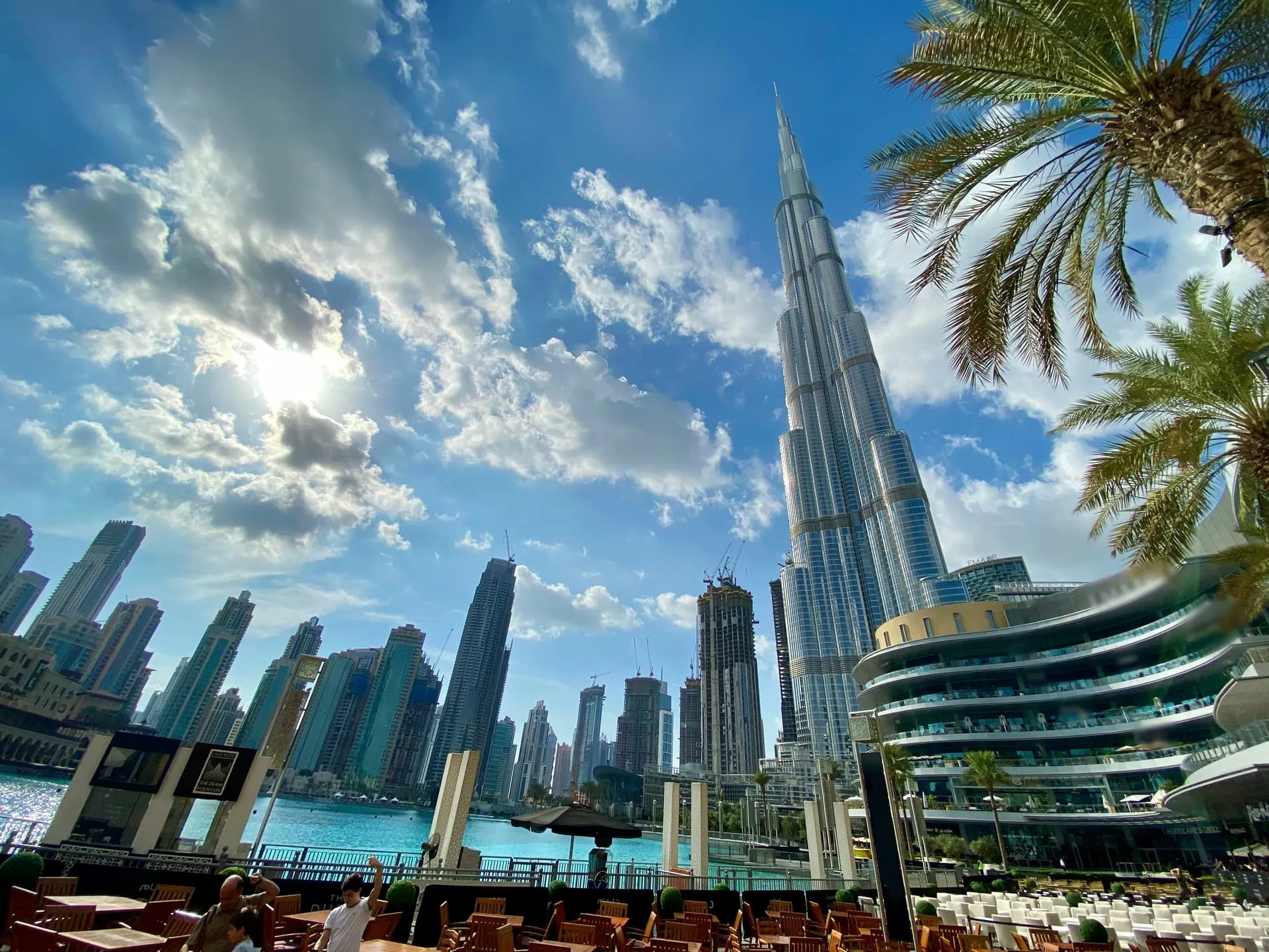 Dubai – Where Luxury Meets Adventure - Background 1