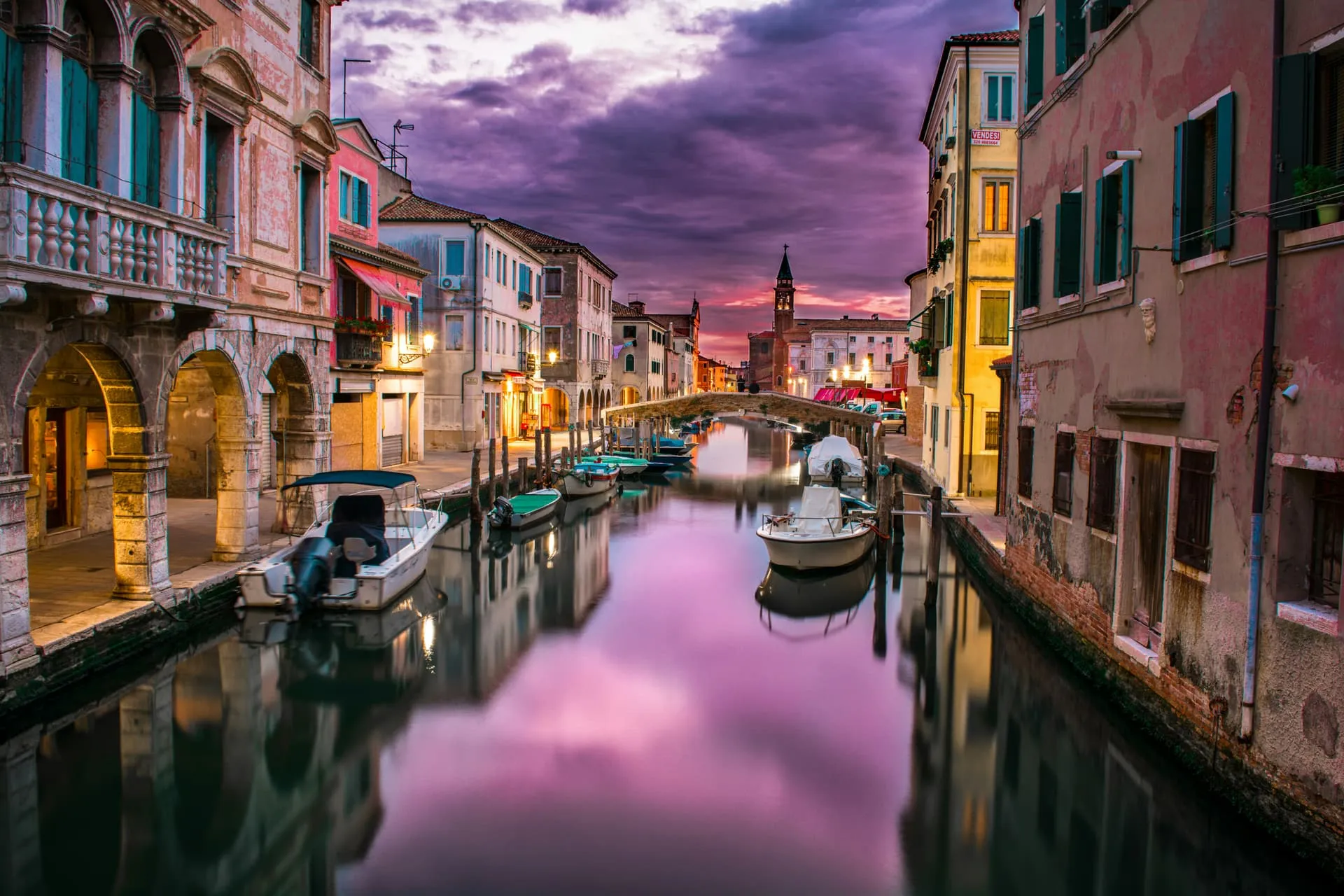 Italy - Background 1