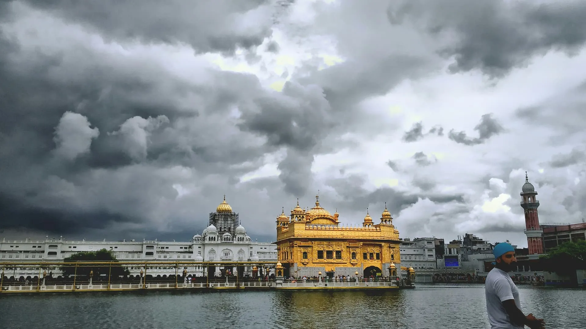 Golden Temple - Background 2
