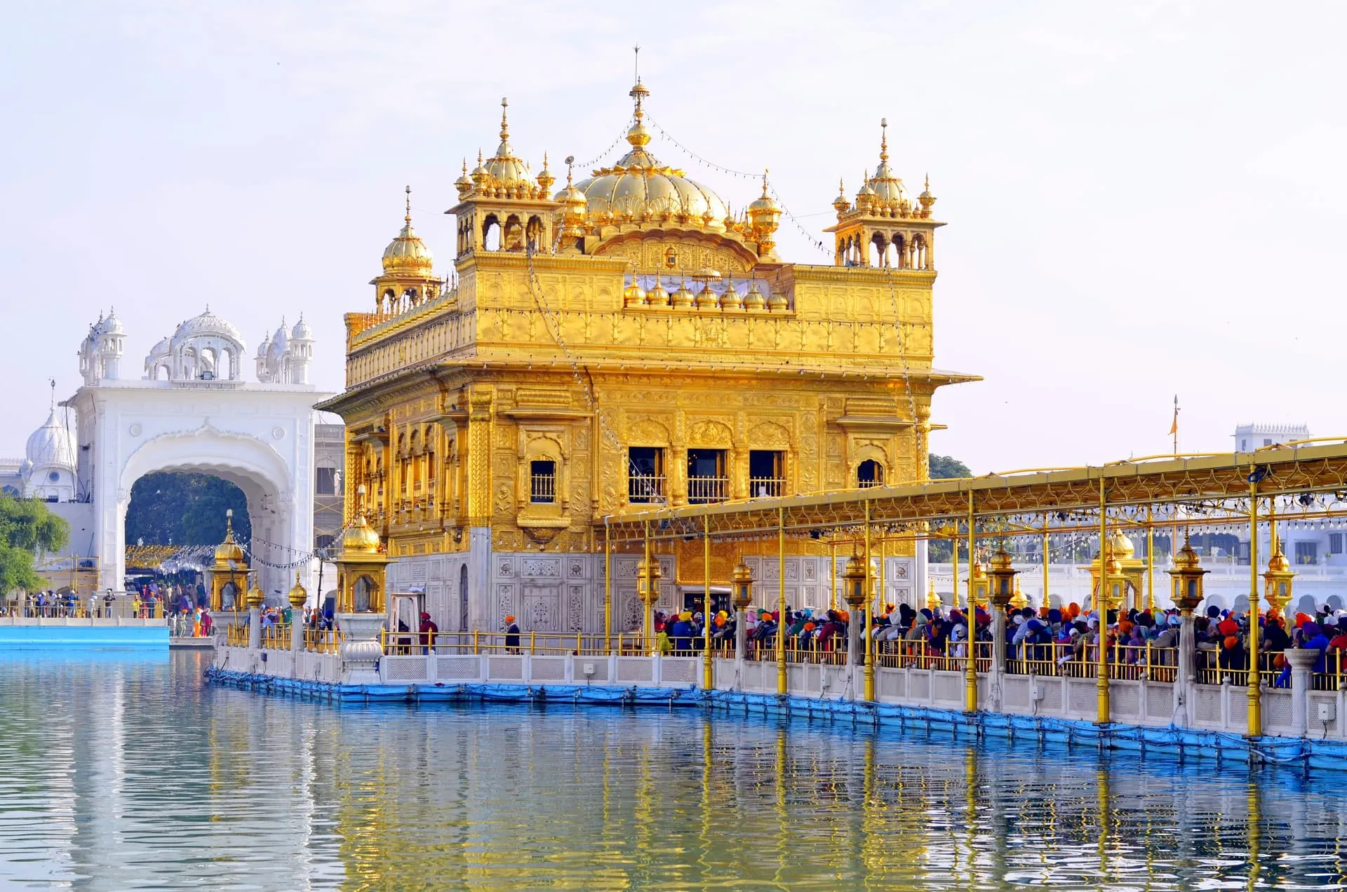 Golden Temple - Background 3