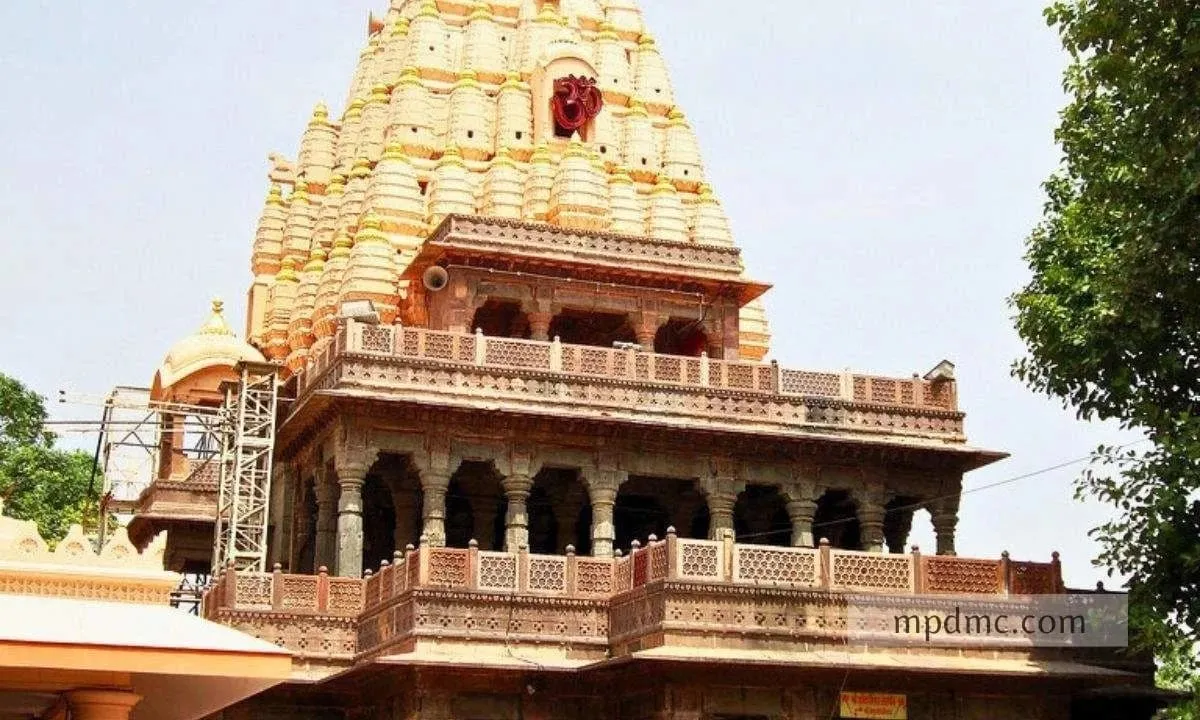 Mahakaleshwar - Background 1